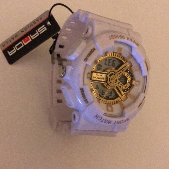 Men watch 🔥 - Picture 3 of 3